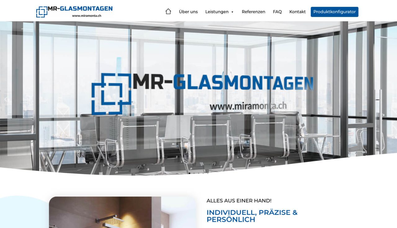 Webseite von MR-Glasmontagen mit Bürointerieur und Glasfassade im Hintergrund.